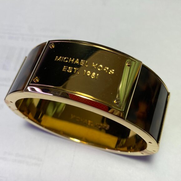 Michael Kors Tortoise Shell Print On Hinged Metal Bangle Bracelet. - Picture 4 of 8